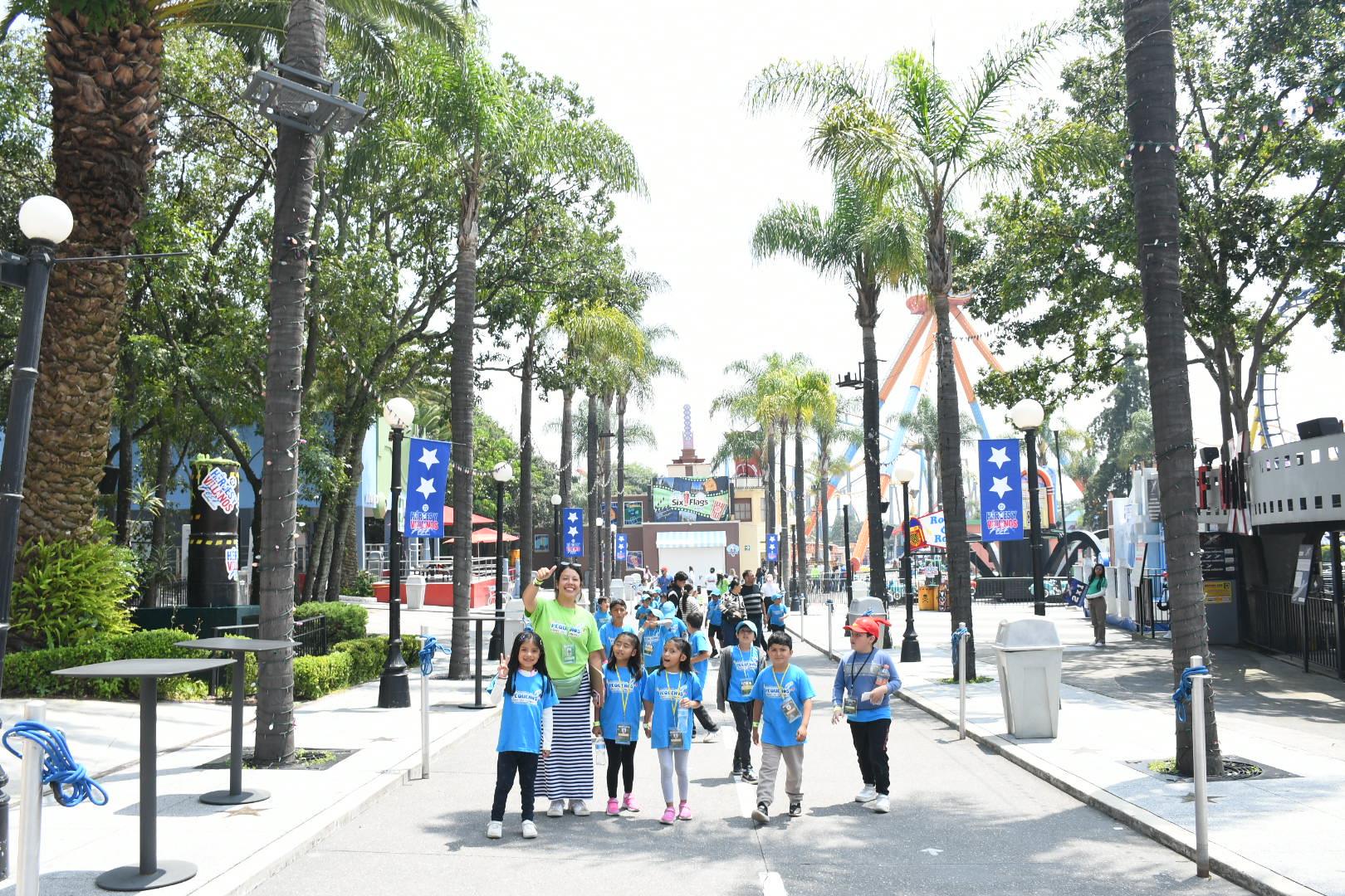 Curso de Verano 2026, Visita a Six Flags México